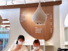 -VERIE BAKEHOUSE