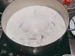 -捞王锅物料理(上海世茂广场店)