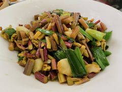 蒜蓉蕨菜-龚师傅土菜馆.地道农家菜(魅力湘西店)