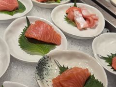-雍容荟活帝王蟹活龙虾自助(苏宁旗舰店)