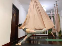-Yvon yoga 瑜伽·精准体态管理中心