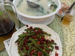 -鹏城人家海鲜酒家·23年老字号(较场尾店)
