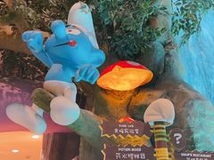 -蓝精灵乐园·世茂精灵之城主题乐园