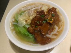 牛腩牛筋捞面-龙记烧腊茶餐厅(常德路店)