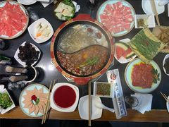 -陆派巴倒烫火锅(城东店)