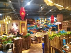 大堂-老滇山寨•云南特色菜•地方菜•民族风情歌舞表演(金碧店)