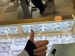 -新镜界眼镜(乐坊大华生活广场店)