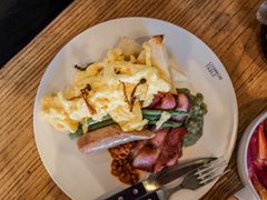 -Common Table · Brunch & Coffee