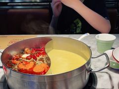 -澳美徕·港式花胶鸡火锅(高新万达店)