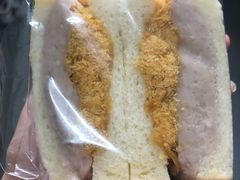 -沁屋面包店(人民东路店)