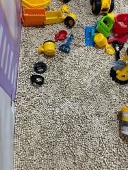 -蹦蹦乐园(南桥百联店)