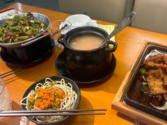 -莲餐厅·湖北菜·潜江小龙虾店(愚园路店)