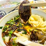 广州美食|清朝嘉庆年始创的手撕牛肉面-张拉拉 