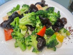 -大连长城大饭店(西安路地铁站店)