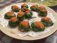 香煎蟹黄墨鱼饼-龙桥私厨·姜花菊花过桥鱼·顺德菜(容桂店)