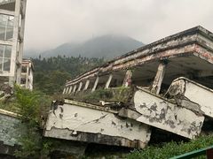 -四川汶川特大地震漩口中学遗址