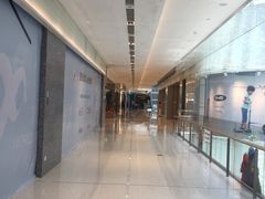 -冰纷万象滑冰场(南山万象天地店)