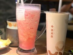大红袍珍珠奶茶-湊湊火锅·茶憩(杭州湖滨银泰in77店)