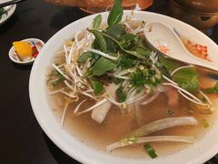特别牛肉河粉-大头虾越式风味餐厅(光明广场店)
