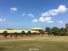 -侯臣咖啡文化村