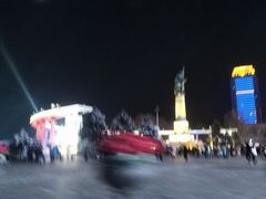 -人民防洪胜利纪念塔