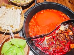 -憨铁匠火锅(红山6979店)