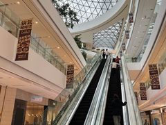 -LuOne凯德晶萃广场(徐家汇路店)