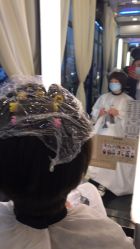 -一東造型烫发染发