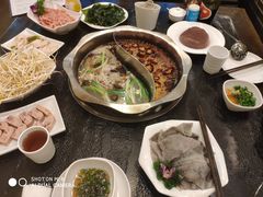 -仁虎老火锅(黄泥磅店)