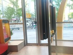-麦当劳(北苑秋实路店)