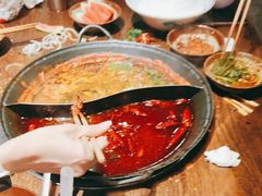 -萍姐火锅·公路夜市(武汉首店)