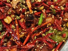 老铁辣子鸡-马海涛牛肉串·东北吉林烧烤(领汇广场店)