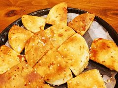 料理烤特色火烧-老东镇啤酒屋海鲜加工·蒸汽海鲜·海鲜烧烤(台东店)