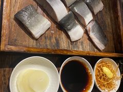 -围炉肉舍•炭烤活鳗•丹东海鲜烤肉(步行街店)