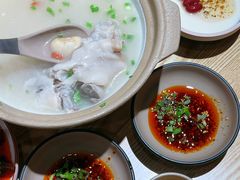 -叁煨蹄花·下饭盐帮菜(人民广场店)