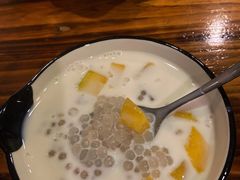 芒果粒椰汁西米露-梧州双钱龟苓膏(老街店)