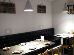 卡座-酒肉行·虎子盐筋烤肉(大寨路店)