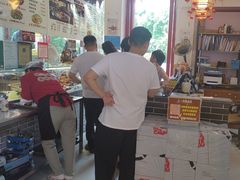 -老鼎万春卤菜(五代传承创始老店)