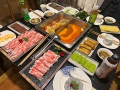 -百年川椒重庆老火锅(光谷店)