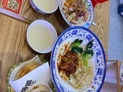 -陕味食族油泼面·小炒盖码面(双榆树店)