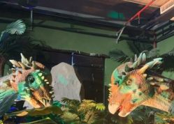 -恐龙探索乐园(磁器口店)