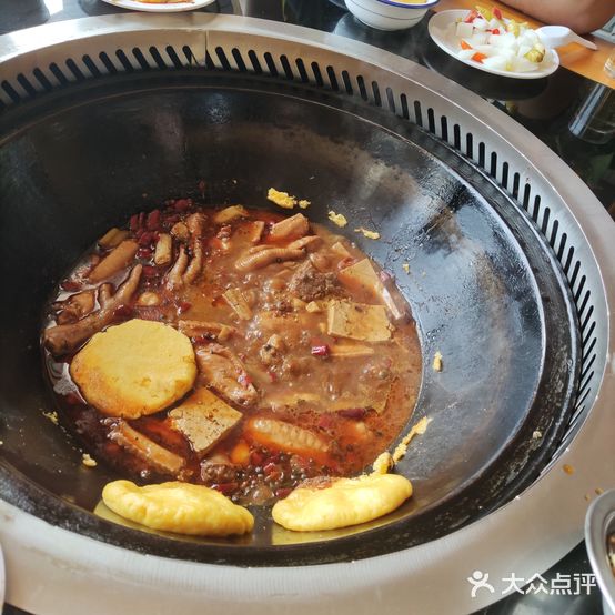 江湖乱炖铁锅炖(十一中站牌店)