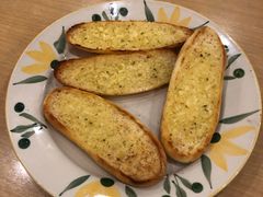 蒜香面包装-萨莉亚意式餐厅(特力时尚汇店)