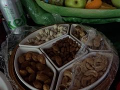 -温莎KTV(珠江路店)