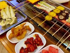 -哈尔滨小酒馆·鲜肉现穿自助烧烤(康新花园店)