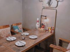 -HIGH FIVE哈福手工汉堡(桂林路店)