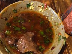 -黄潇洒老火锅(九眼桥宏济巷店)