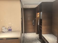 -广州中心皇冠假日酒店