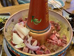 -毛辣果·贵州红酸汤牛肉火锅(西单店)