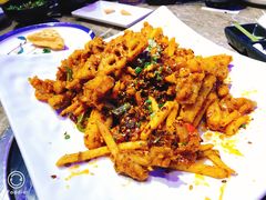 -三人行骨头王火锅(长寿店)